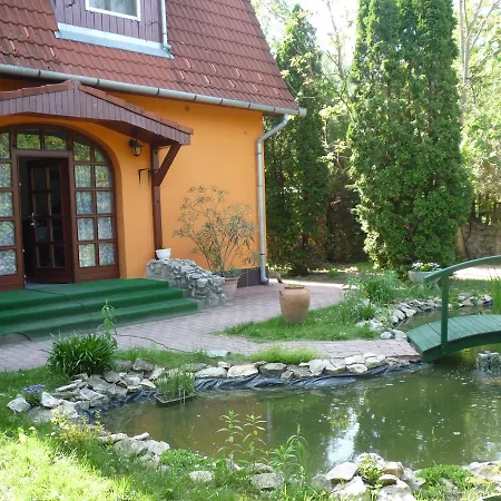 Aranyhal Panzio Es Etterem Guest house